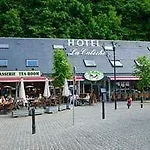 La Caleche Hotel