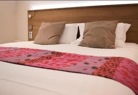 La Caleche Hotel
